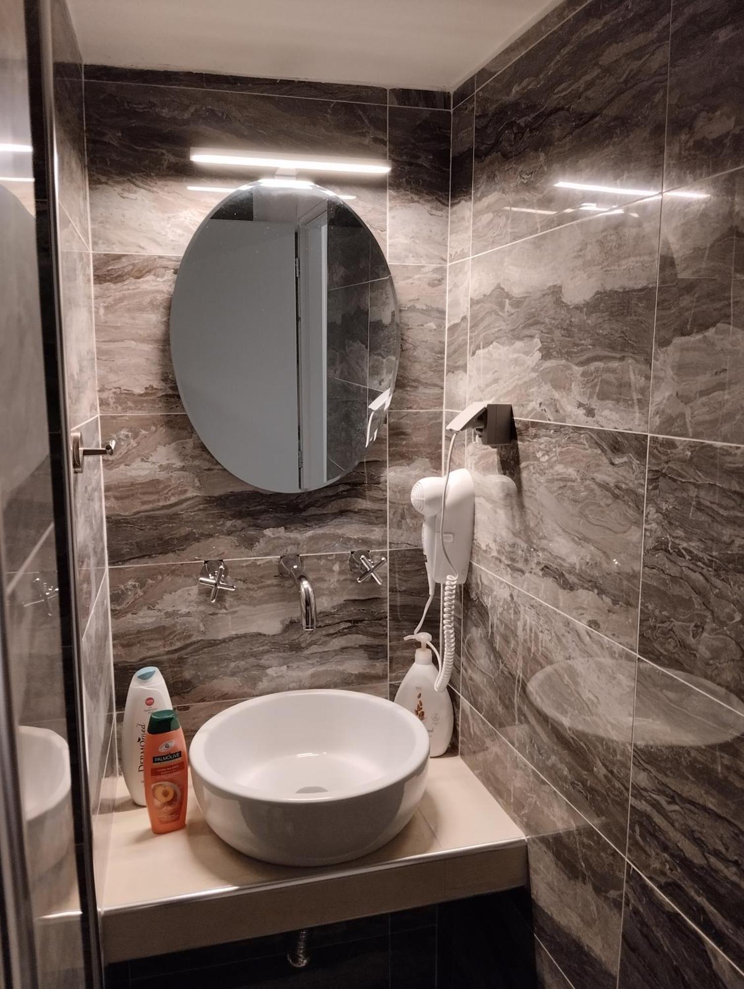 Pansea 10 Exclusive Suites Thessaloniki Buitenkant foto